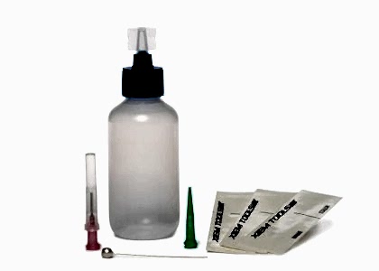 Customizable Applicator 2 oz bottle with cap and 18 gauge tip
