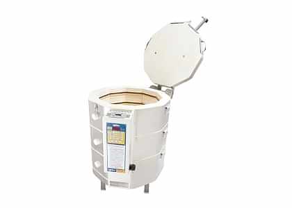 L&L Easyfire 23T T/L Pottery Kiln, 190lt + Dynatrol controller. 1+3 Phase