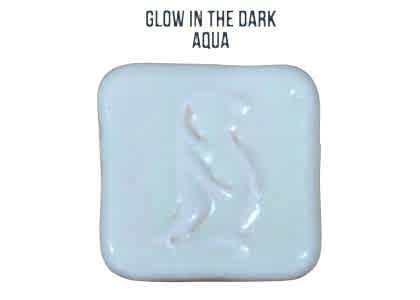 Penguin Glow In The Dark ^06 Glaze: Aqua 118ml